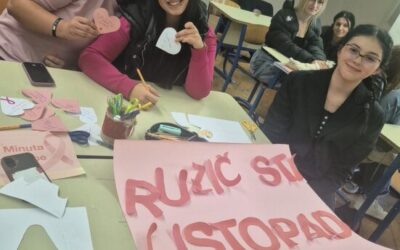Ružičasti listopad u našoj školi